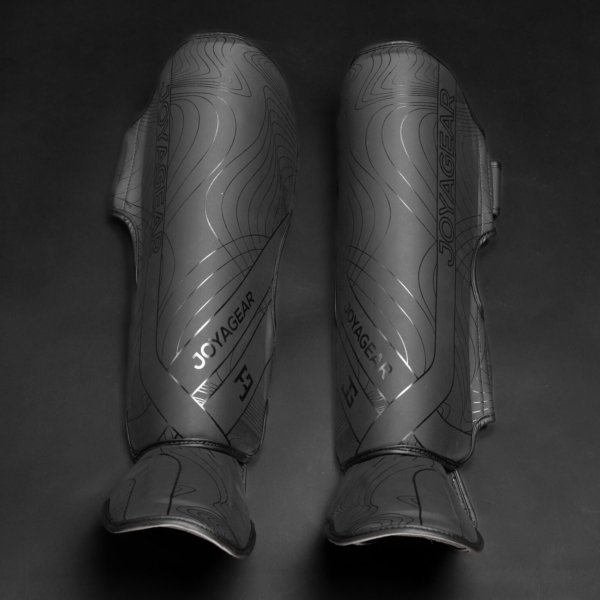 Caneleira Joya Essential de Kickboxing Preto