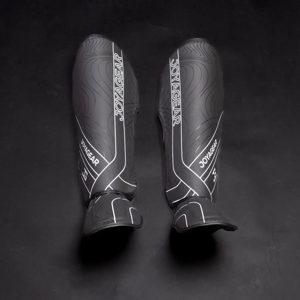 Caneleira Joya Essential de Kickboxing Preto-Branco