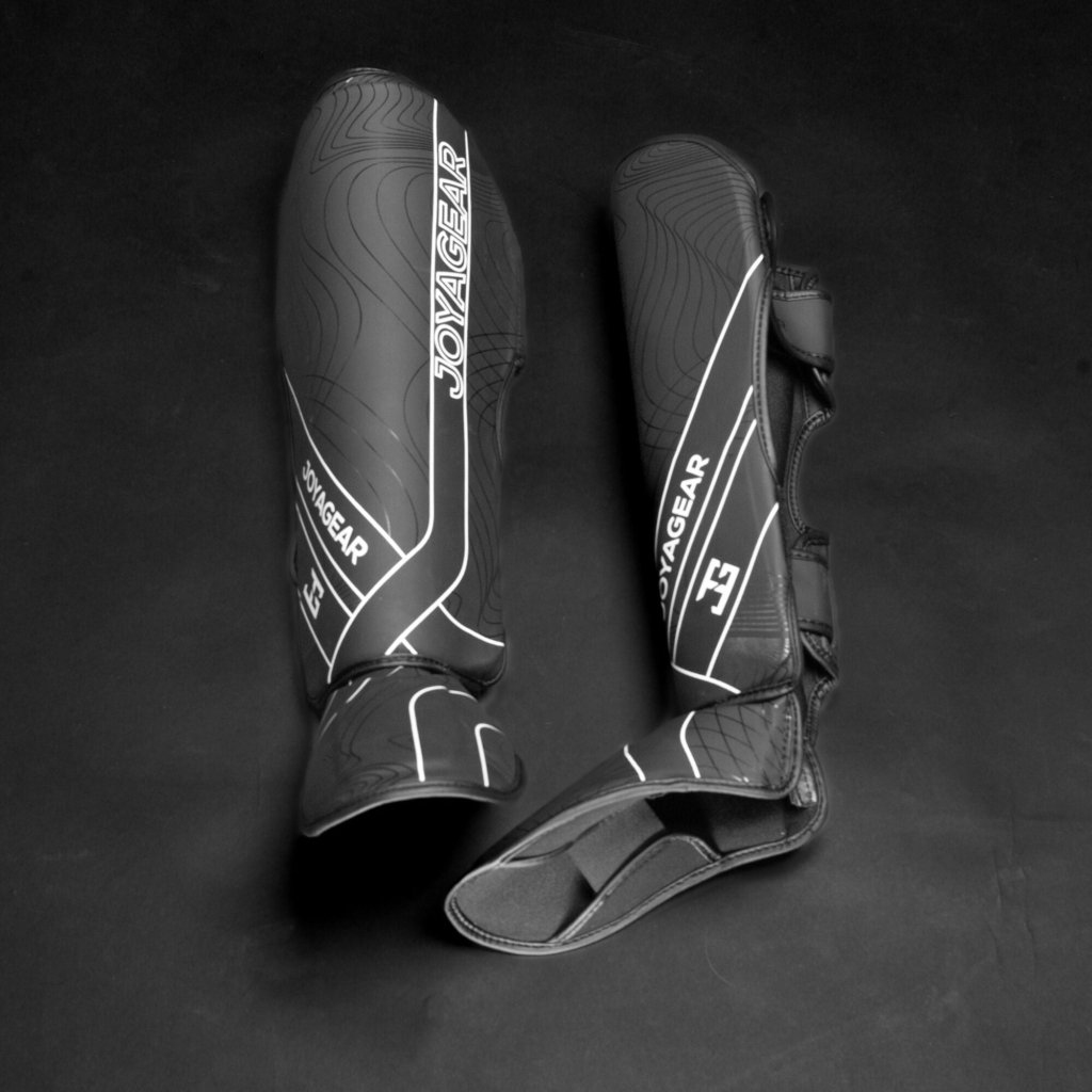Caneleira Joya Essential de Kickboxing Preto-Branco - Imagem 3