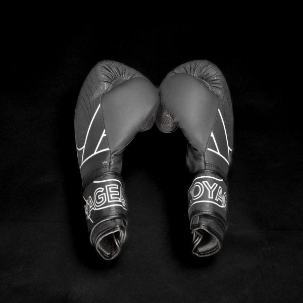 Luva de Kickboxing Joya Essential Preto-Branco